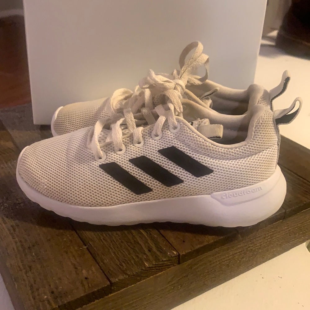 Toddler Adidas Cloudfoam sz 12 US